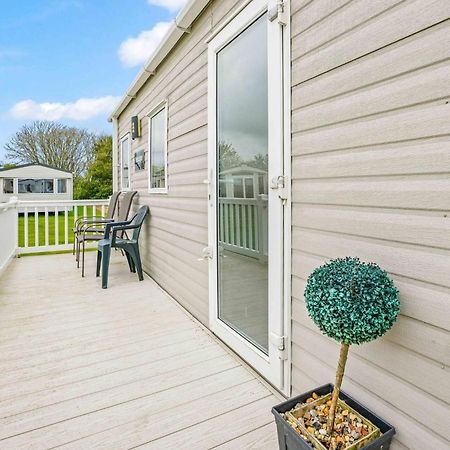 Sunscape Lodge Corton  Exterior foto