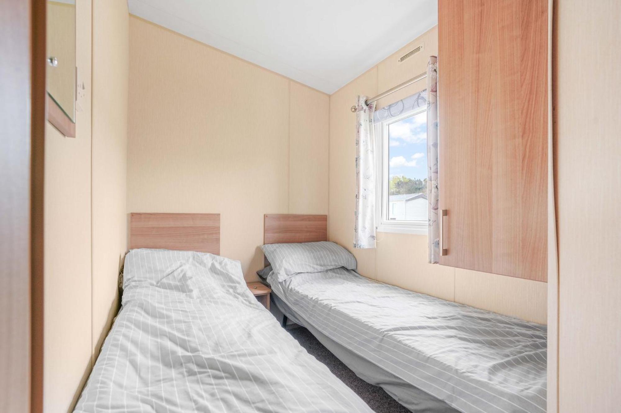 Sunscape Lodge Corton  Exterior foto